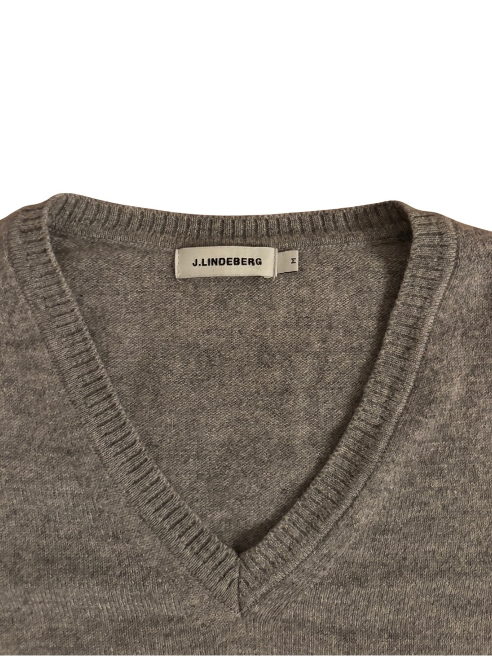 J. Lindeberg Cashmere Blend V-Neck Sweater - Gray - Picture 2 of 4